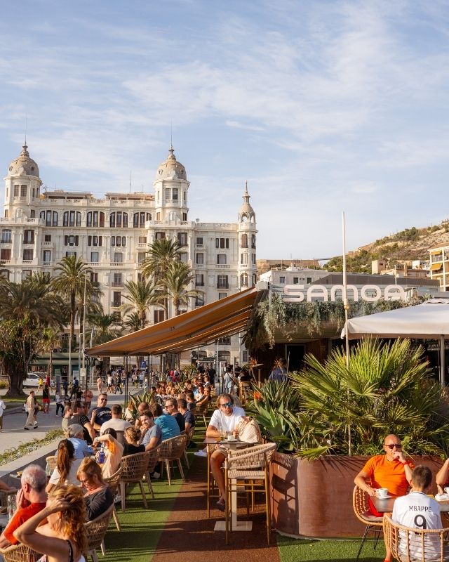 Samoa mobiliario terraza puerto de Alicante